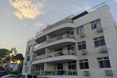 Apartamento à venda com 200m², 3 quartos e 3 vagas Apartamento à venda com 200m², 3 quartos e 3 vagasFachada do bloco