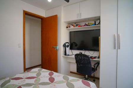 Apartamento à venda com 200m², 3 quartos e 3 vagas Apartamento à venda com 200m², 3 quartos e 3 vagasQuarto 1