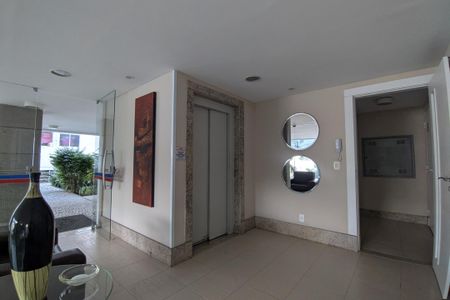 Apartamento à venda com 200m², 3 quartos e 3 vagas Apartamento à venda com 200m², 3 quartos e 3 vagasÁrea comum