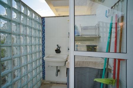 Apartamento à venda com 200m², 3 quartos e 3 vagas Apartamento à venda com 200m², 3 quartos e 3 vagasÁrea de Serviço