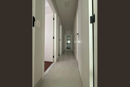 Apartamento à venda com 175m², 3 quartos e 2 vagasCorredor