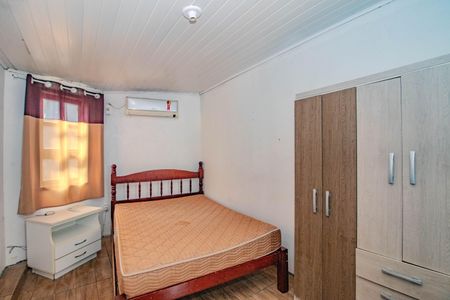 Casa de Condomínio para alugar com 1 quarto, 35m² em Passo da Areia, Porto Alegre