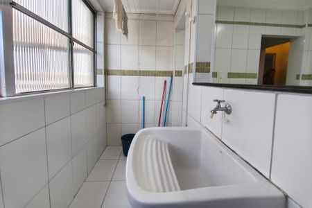 Apartamento para alugar com 70m², 2 quartos e 1 vagaÁrea de Serviço