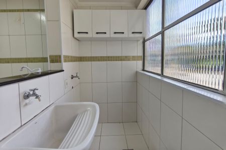 Apartamento para alugar com 70m², 2 quartos e 1 vagaÁrea de Serviço