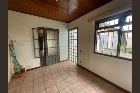 Casa à venda com 180m², 3 quartos e 3 vagasSuíte 1