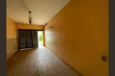 Casa à venda com 180m², 3 quartos e 3 vagasGaragem