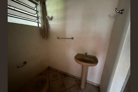 Casa à venda com 180m², 3 quartos e 3 vagasBanheiro Suíte