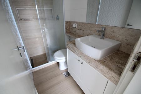 Apartamento à venda com 74m², 3 quartos e 1 vagaBanheiro