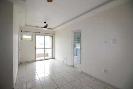 Sala de apartamento à venda com 3 quartos, 74m² em Taquara, Rio de Janeiro