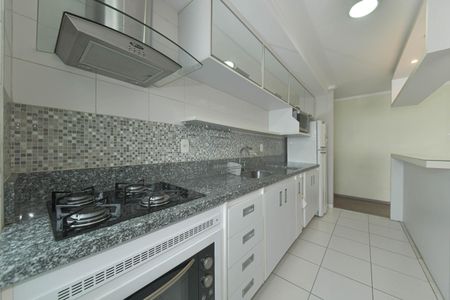 Apartamento para alugar com 67m², 2 quartos e 2 vagas Apartamento para alugar com 67m², 2 quartos e 2 vagasCozinha