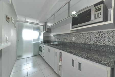 Apartamento para alugar com 67m², 2 quartos e 2 vagas Apartamento para alugar com 67m², 2 quartos e 2 vagasCozinha