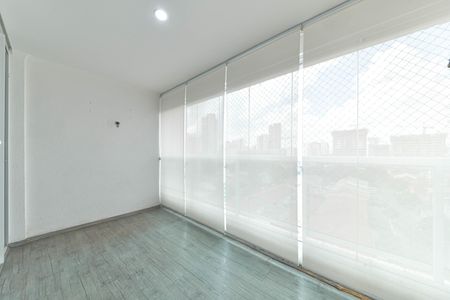 Apartamento para alugar com 67m², 2 quartos e 2 vagas Apartamento para alugar com 67m², 2 quartos e 2 vagasSala - Varanda