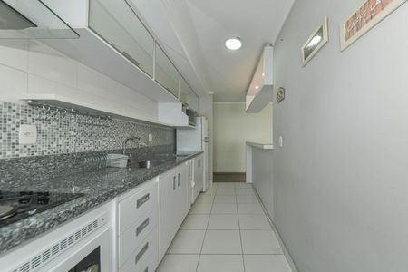 Apartamento para alugar com 67m², 2 quartos e 2 vagas Apartamento para alugar com 67m², 2 quartos e 2 vagasCozinha