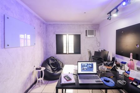 Casa à venda com 290m², 10 quartos e 4 vagasCasa 4 - Quarto 2