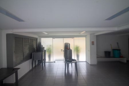 Apartamento para alugar com 50m², 2 quartos e 1 vaga Apartamento para alugar com 50m², 2 quartos e 1 vagaÁrea comum - Salão de Festas