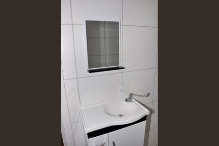 Apartamento para alugar com 37m², 1 quarto e sem vagaDetalhe - Banheiro Social