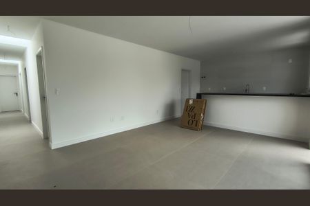 Sala de casa de condomínio à venda com 3 quartos, 160m² em Vargem Grande, Rio de Janeiro
