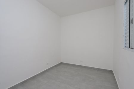 Quarto 1 de casa para alugar com 2 quartos, 110m² em Vila Industrial, São Paulo