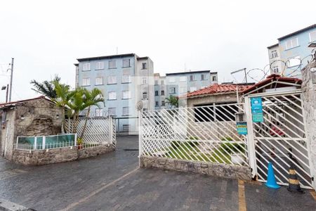 Apartamento para alugar com 48m², 2 quartos e 1 vaga Apartamento para alugar com 48m², 2 quartos e 1 vagaFachada