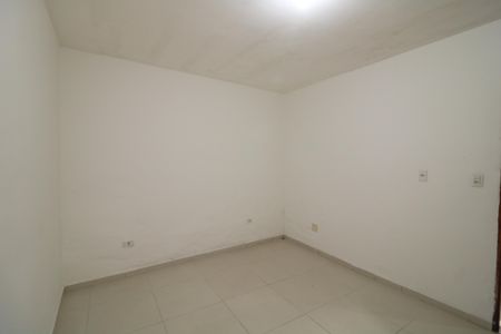 Quarto 2 de casa para alugar com 2 quartos, 100m² em Vila Industrial, São Paulo