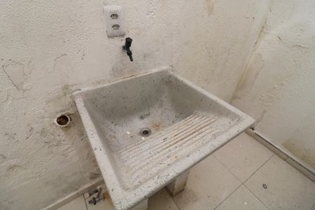 Casa para alugar com 100m², 2 quartos e 1 vagaÁrea de Serviço