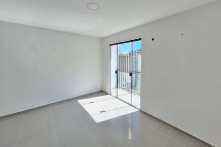 Sala de apartamento para alugar com 1 quarto, 50m² em Parque Equitativa, Duque de Caxias