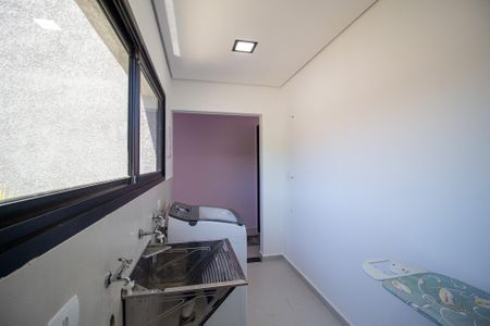 Área comum- Lavanderia  de kitnet/studio para alugar com 1 quarto, 30m² em Vila Trujillo, Sorocaba