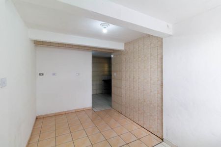 Sala de casa para alugar com 2 quartos, 70m² em São Lucas, São Paulo
