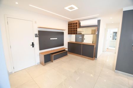 Apartamento para alugar com 107m², 3 quartos e 2 vagasSala