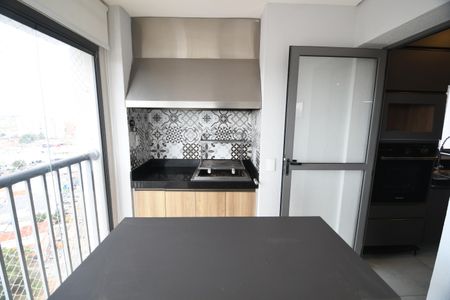 Apartamento para alugar com 107m², 3 quartos e 2 vagasSala - Sacada