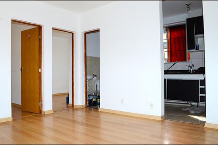 Sala de apartamento à venda com 2 quartos, 45m² em São Gabriel, Belo Horizonte