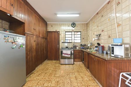 Casa à venda com 300m², 4 quartos e 4 vagasCozinha