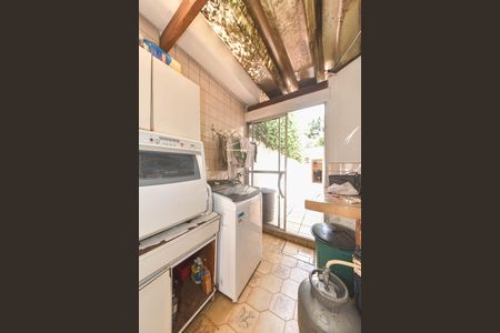 Casa à venda com 300m², 4 quartos e 4 vagasÁrea de Serviço