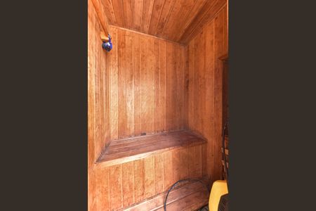 Casa à venda com 300m², 4 quartos e 4 vagasSauna