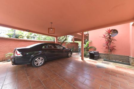 Casa à venda com 300m², 4 quartos e 4 vagasGaragem