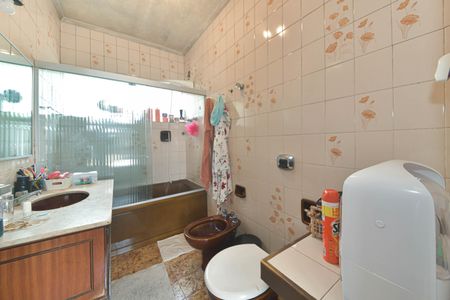 Casa à venda com 300m², 4 quartos e 4 vagasBanheiro Social