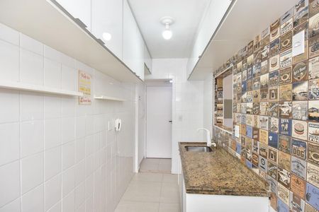Apartamento à venda com 49m², 2 quartos e 1 vagaCozinha