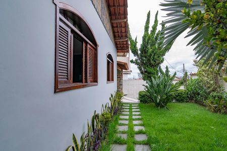 Casa à venda com 194m², 3 quartos e 1 vagaJardim