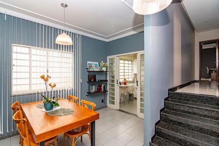 Casa à venda com 194m², 3 quartos e 1 vagaSala 2