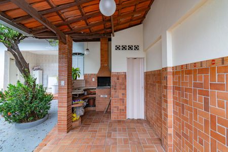 Casa à venda com 194m², 3 quartos e 1 vagaVaranda