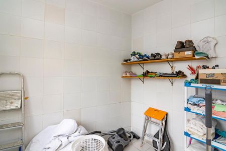 Casa à venda com 194m², 3 quartos e 1 vagaQuarto de Serviço