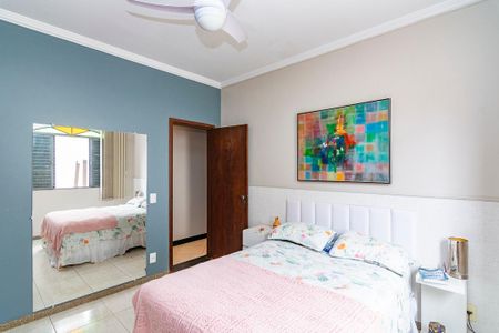 Casa à venda com 194m², 3 quartos e 1 vagaQuarto 2