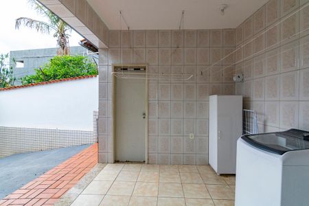 Casa à venda com 194m², 3 quartos e 1 vagaÁrea de Serviço
