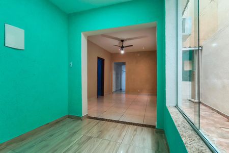 Casa para alugar com 85m², 2 quartos e sem vagaSala