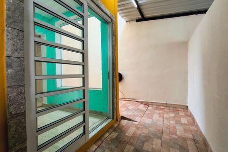 Casa para alugar com 85m², 2 quartos e sem vagaVaranda