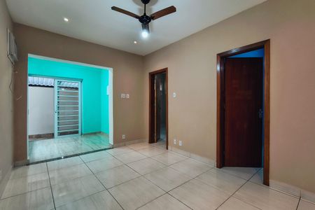 Casa para alugar com 85m², 2 quartos e sem vagaSala