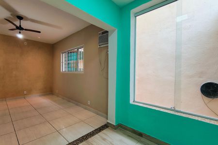 Casa para alugar com 85m², 2 quartos e sem vagaSala