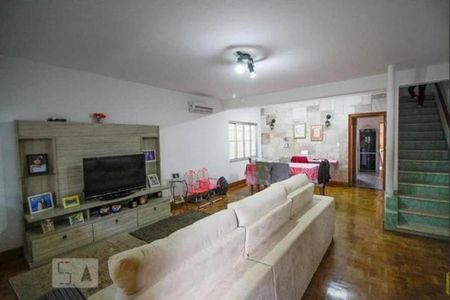 Casa à venda com 3 quartos, 272m² em Vila Anglo Brasileira, São Paulo