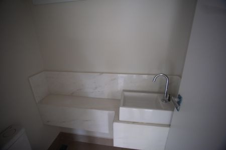 Apartamento à venda com 134m², 4 quartos e 4 vagasLavabo