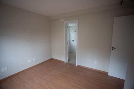 Apartamento à venda com 134m², 4 quartos e 4 vagasSuite 2